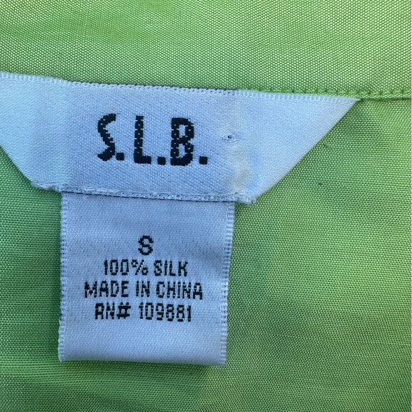 Vintage SLB women’s silk button down shirt size small - Picture 4 of 5